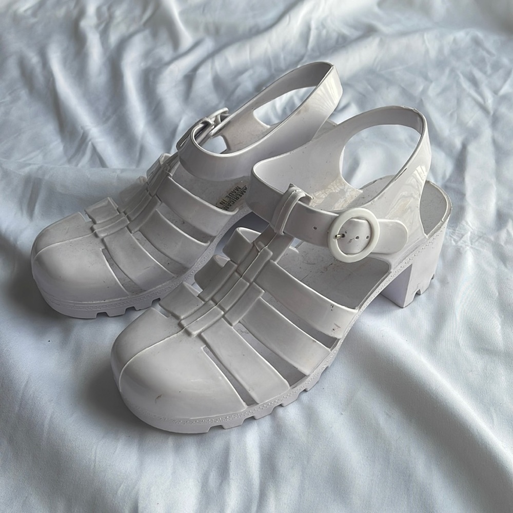platform jelly shoe